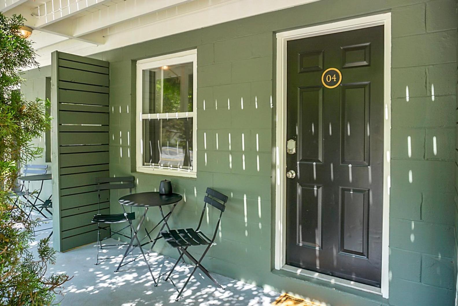 Hickory Falls Inn チムニー・ロック 部屋 写真